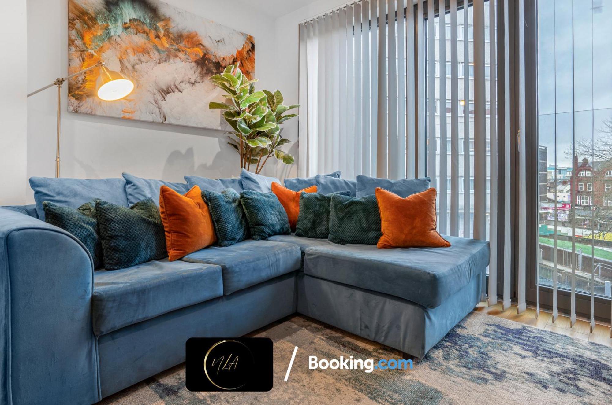 City Centre Apartment With Free Parking, 2 Bathrooms, Netflix And Wifi - Suitable For Contractors And Families - By Noor Luxury Accommodations Birmingham Exterior foto