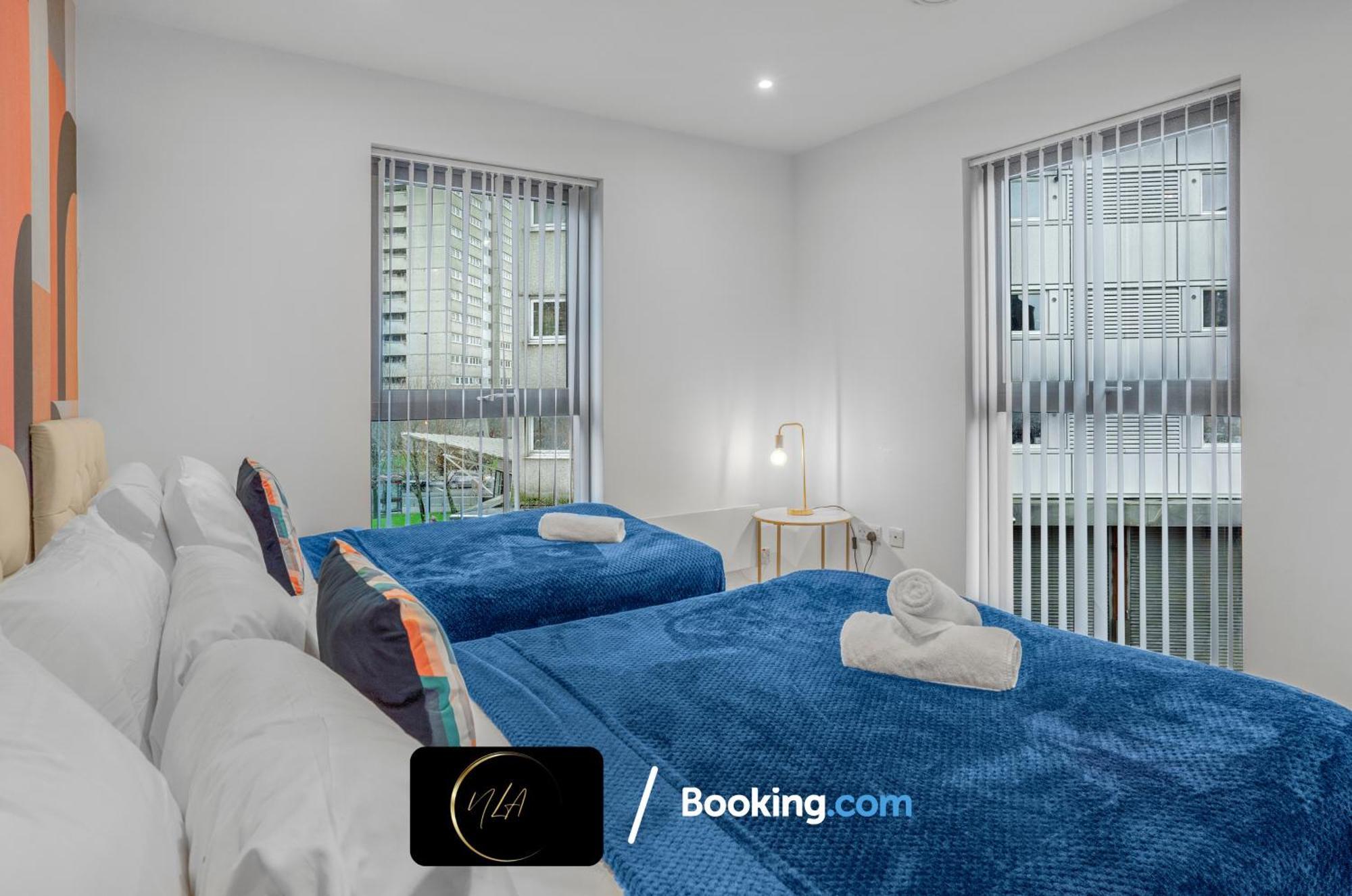 City Centre Apartment With Free Parking, 2 Bathrooms, Netflix And Wifi - Suitable For Contractors And Families - By Noor Luxury Accommodations Birmingham Exterior foto